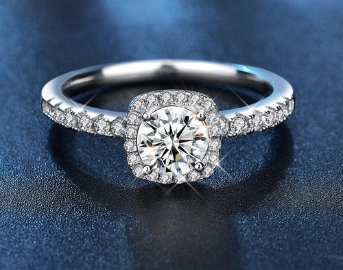 1CT / 2CT Halo Adjustable Moissanite Ring - 925 Sterling Silver