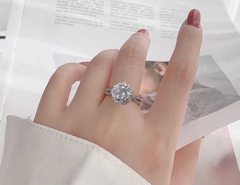 1CT Halo Adjustable Moissanite Ring - 925 Sterling Silver