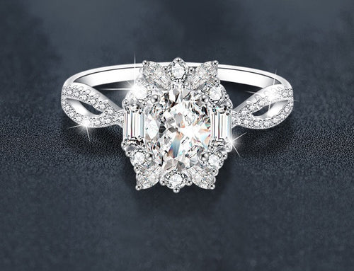 1 CT Blooming Flower Moissanite Ring Size 7 - 925 Sterling Silver